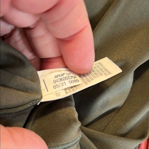 OFFLINE by AERIE Olive Green High-Rise Leggings 7/8 Ankle Crop Stretch Small - Picture 8 of 8